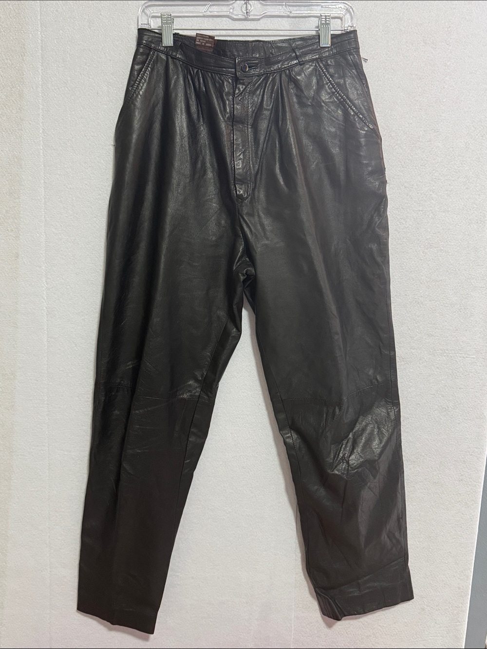 Vintage 80’s 90’s Toffs Black Pleated  Leather Bareback Straight-Leg Pants